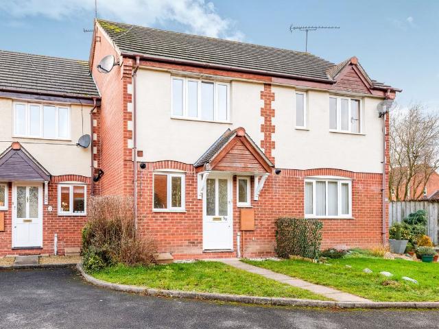 Hoskyns Avenue, Worcester WR4, 2 bed property to rent, £1,050 pcm | PrimeLocation