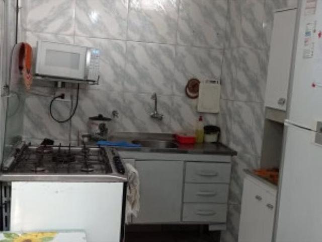 Hospedaria com quartos para alugar com tudo incluído mobiliados em São Paulo Lapa Trem e Metro Zona