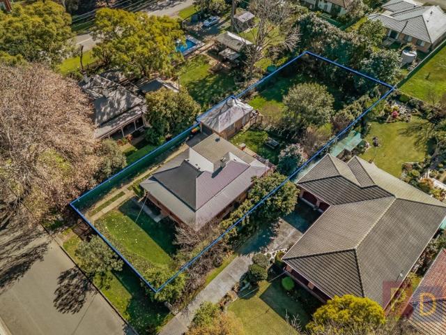 HOSPITAL AREA WITH PRIVACY & 1,158 SQUARE METRE BLOCK !