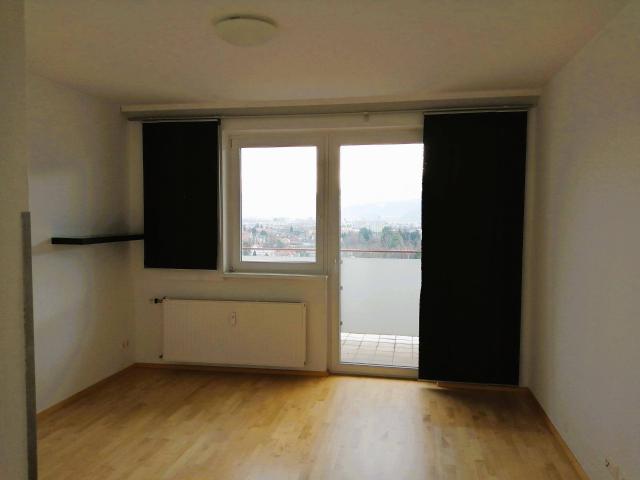 Hötting Panoramablick Garconniere mit Südbalkon in Ruhelage