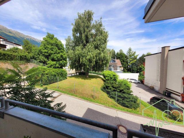 Hötting 2 Zimmer Wohnung mit Balkon Preis verhandelbar!
