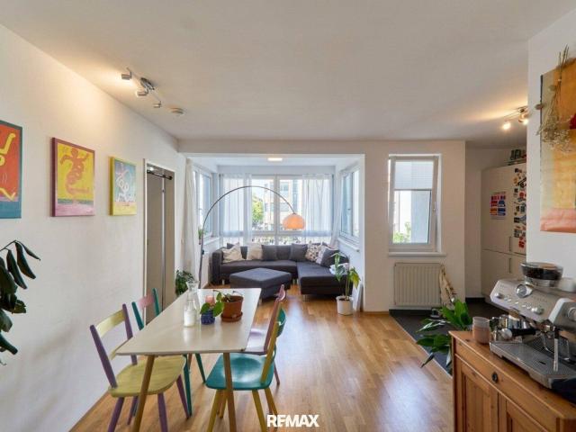Höttinger Au: Attraktive 4 Zimmer Wohnung mit Tiefgaragenabstellplatz