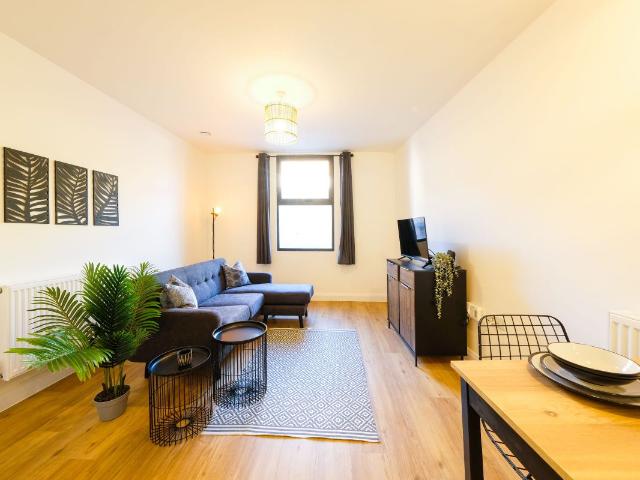 Hotwell Road, Bristol BS8, 2 bed flat to rent, £2,600 pcm | PrimeLocation