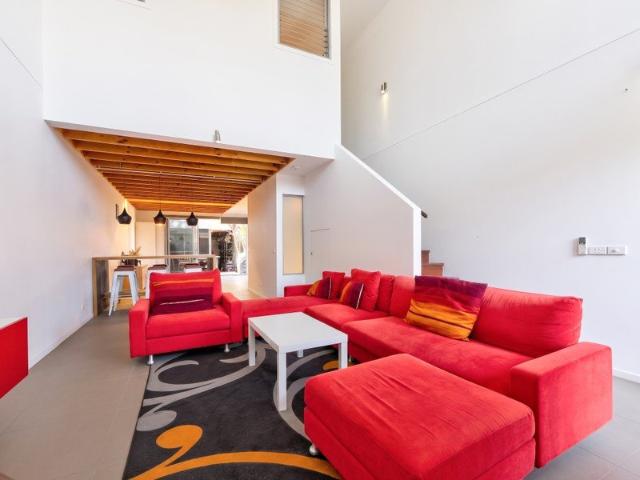 HOT SELLING SOHO Make Your Move! Live, Work, Invest The Choice is Yours!
