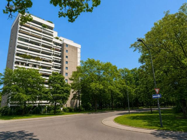 Hot Summer Hot Deal 4 Zi. ETW mit 2 Loggien und Tiefgarage in Taufkirchen
