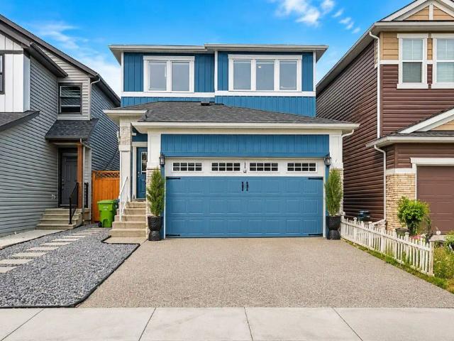 Hotchkiss Calgary Furnished 3 Bed Home with Double Garage NOW FOR RENT! — 3 Bedrooms House