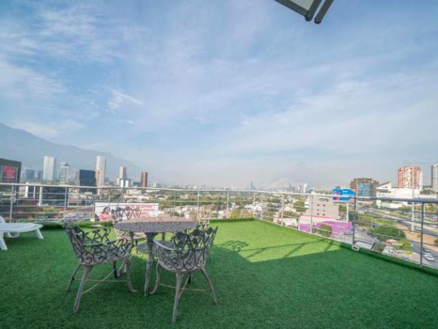 Hotel activo en Venta Zona Valle Oriente