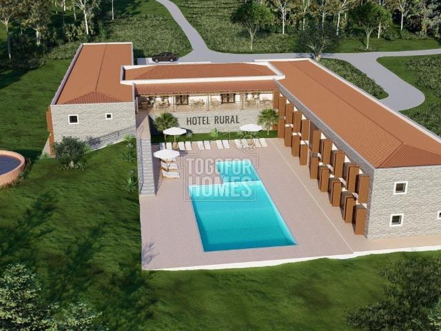 Hotel em Construção em Amplo Terreno com Vista Mar, perto da. 1600m² Guia