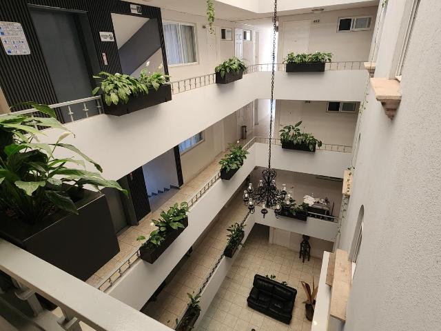 Hotel en Venta en el Centro de Morelia con 52 Habitaciones a 2 cuadras de Av Principal
