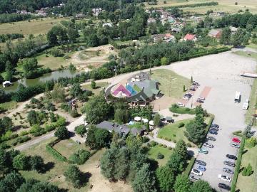 Hotel i restauracja z dostępem do rzeki – 4,75 ha teren