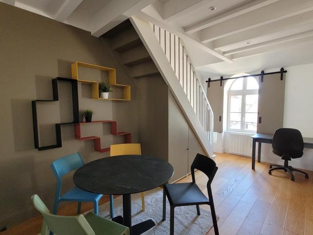 HOTEL PARTICULIER TYPE 2 DUPLEX MEUBLE