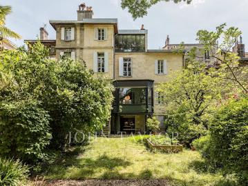 Hôtel particulier avec jardin