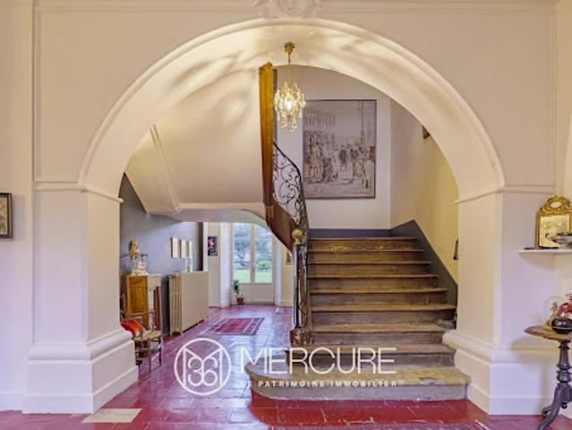 Hôtel particulier avec jardin