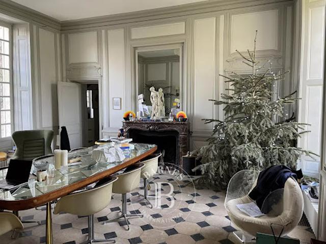 Hôtel particulier avec jardin