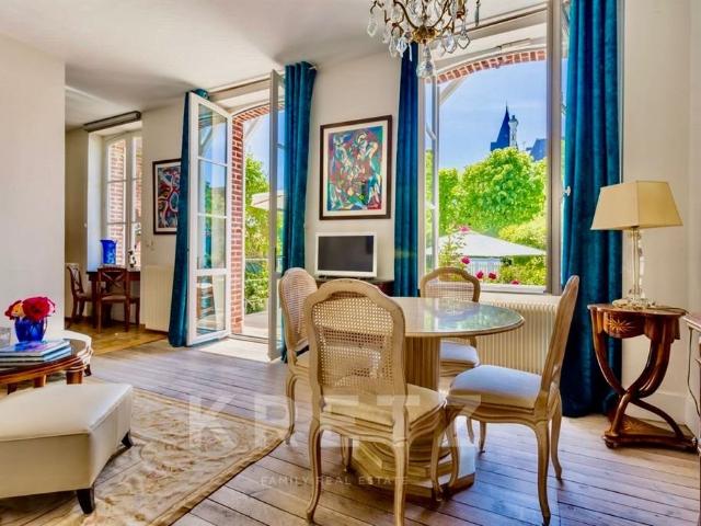 Hôtel Particulier de Prestige à Vendre – Triangle d’Or Deauv. 324m² Deauville