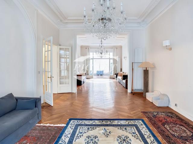 Hôtel particulier • Porte Dauphine