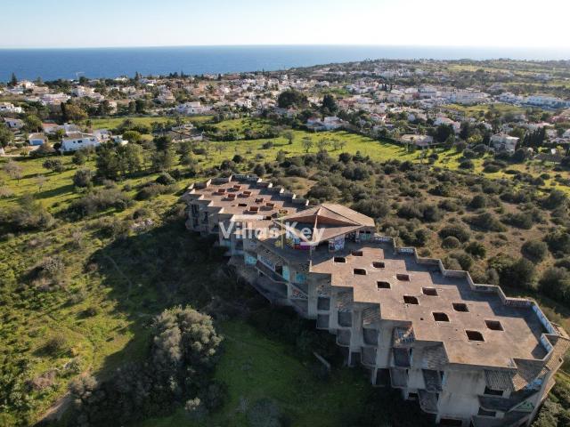 Hotel para reconstruir/renovar com vista mar localizado na P. 0m² Luz