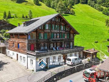 Einfamilienhaus mit traumhafter Aussicht in Saxeten