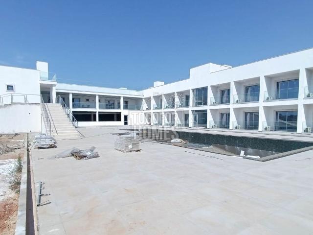 Hotel Rural em Construção com Grande Terreno e Vista Campo e. 1600m² Guia