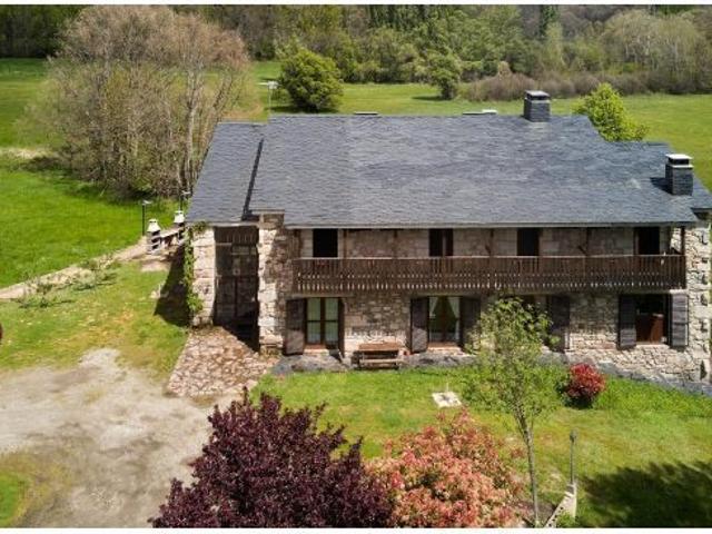 Hotel Rural en venta en Parque Natural Lago de Sanabria