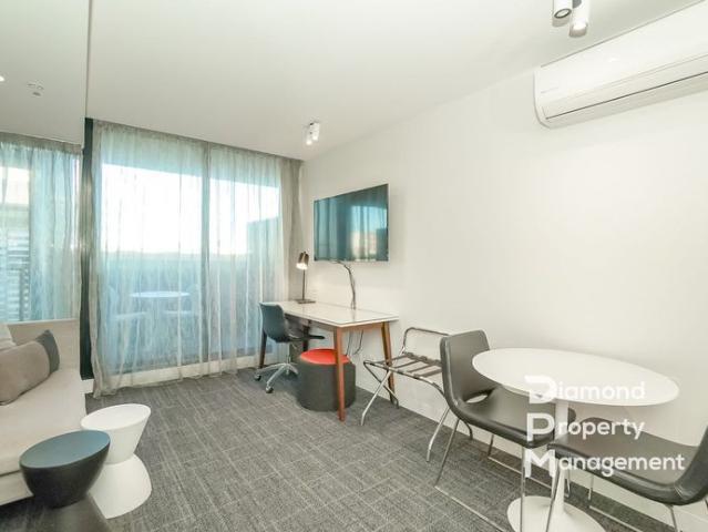 Hotel Style Apartment with On Site Concierge First Two Weeks Rent Free