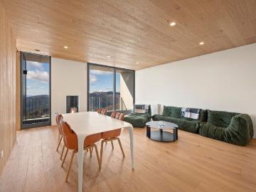 Hotel Style Chalet with Unrivalled Luxury & Mountain Views
