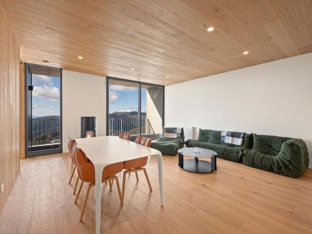 Hotel Style Chalet with Unrivalled Luxury & Mountain Views