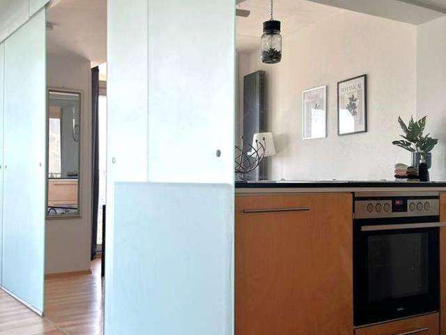 Hotelturm: 2 Zimmer Wohnung inkl. Strom/Internet/EBK/Empfangsservice und zwei Balkone