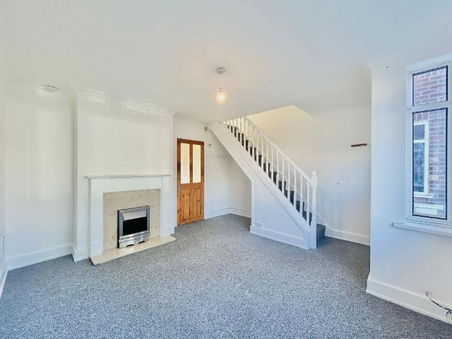 Hotham Road South, Hull HU5, 2 bed terraced house to rent, £740 pcm | PrimeLocation