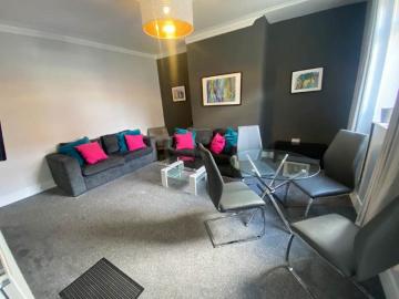 Hough Lane Room 1, Bramley, Leeds