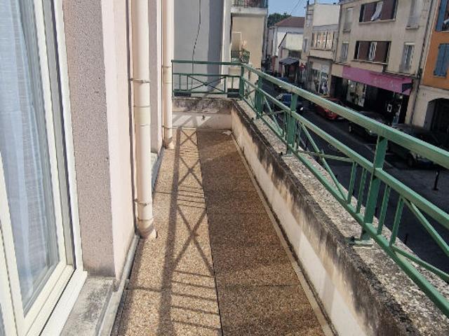 HOUILLES CENTRE VILLE* APPT F2 avec Balcons