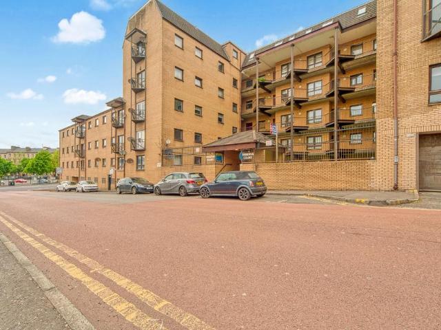 Houldsworth Street, Glasgow, Glasgow. 4 bed flat to rent £2,800 pcm £646 pw