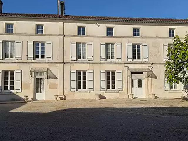 Houlette 16200 Achat / Vente maison 6 pièces t6 au dernier étage