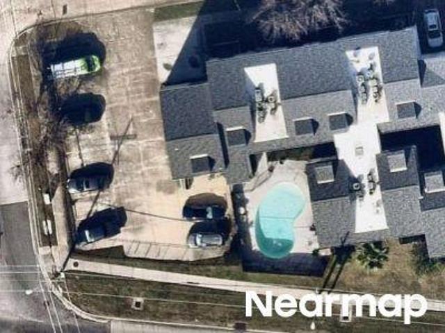 Houma Blvd Apt 203