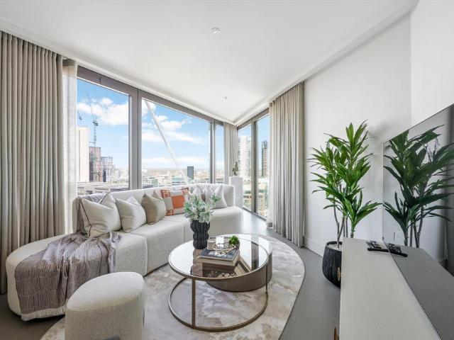 Houndsditch, London EC3A 1 bed flat to rent £4,750 pcm £1,096 pw