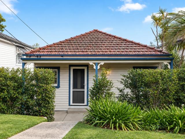 house 44 Thornleigh Street, Thornleigh