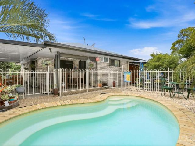 House 4 Bedroom For Rent Cooee Bay QLD ES101672493