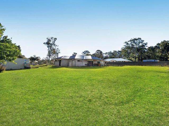 House 4 Bedroom For Rent Caboolture QLD 1299000 ES104144997