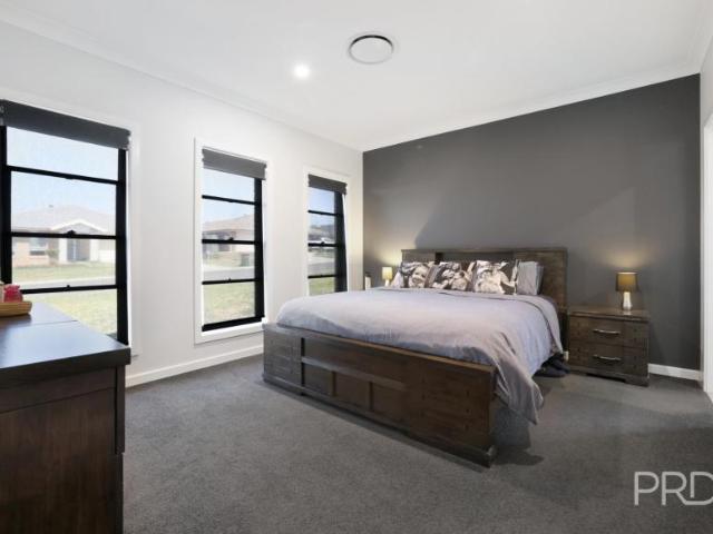 House 4 Bedroom For Rent CALALA NSW ES105944168