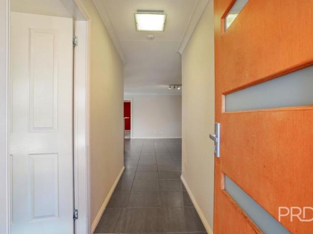 House 4 Bedroom For Rent CALALA NSW ES105944675