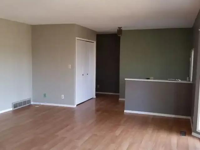 House 4 Bedroom For Rent Calgary AB 2050 ES105554483