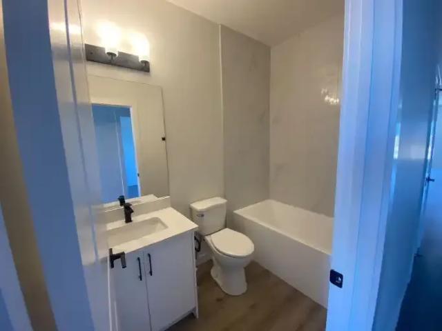 House 4 Bedroom For Rent Calgary AB 2450 ES104401640
