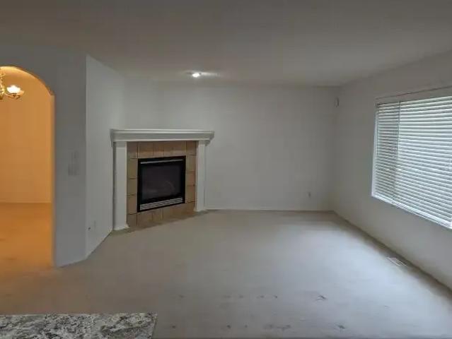 House 4 Bedroom For Rent Calgary AB 2700 ES104824553