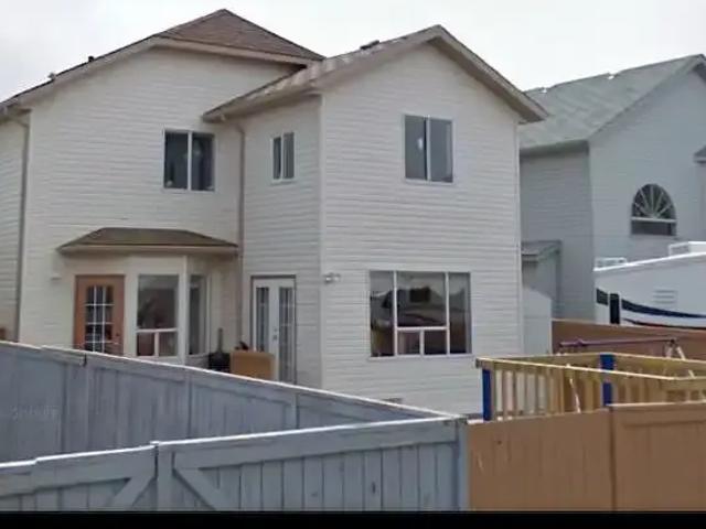 House 4 Bedroom For Rent Calgary AB 2800 ES104179900
