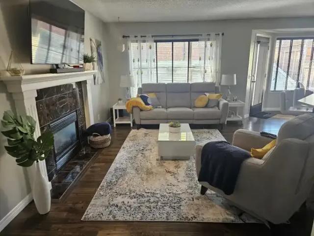 House 4 Bedroom For Rent Calgary AB 2800 ES104434112
