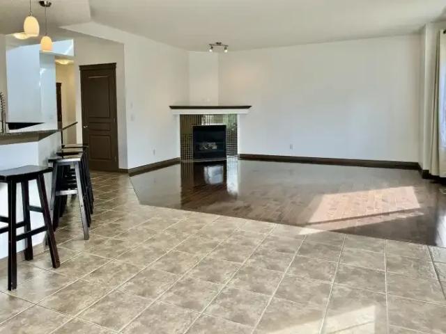 House 4 Bedroom For Rent Calgary AB 2800 ES105100599