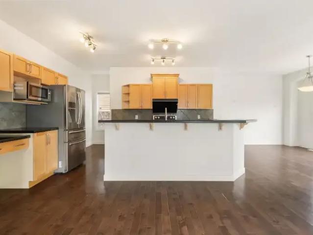 House 4 Bedroom For Rent Calgary AB 2800 ES105580995