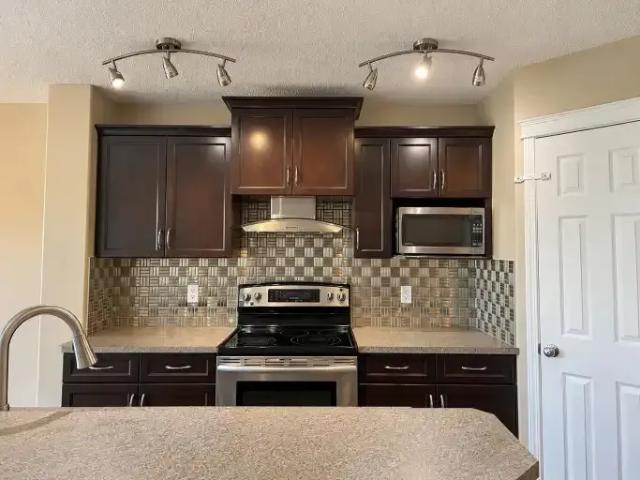 House 4 Bedroom For Rent Calgary AB 2800 ES105580998