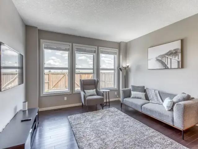 House 4 Bedroom For Rent Calgary AB 3150 ES104433813