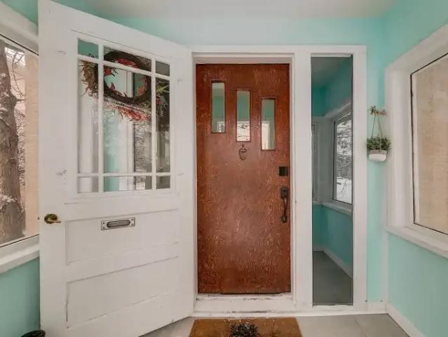 House 4 Bedroom For Rent Calgary AB 3200 ES105420636